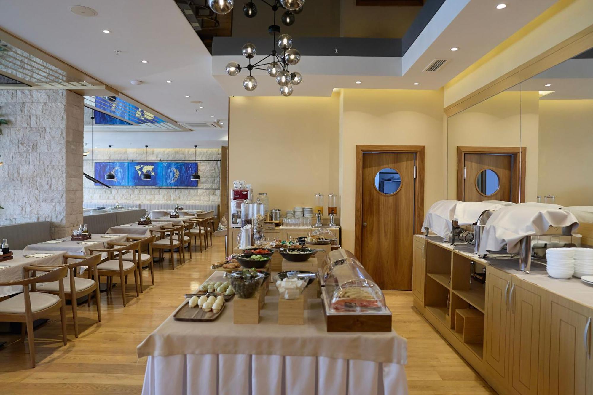Hotel Imperial Conference & Spa Μπούντβα Εξωτερικό φωτογραφία